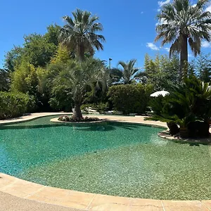 Domaine De Respelido Villa Carros